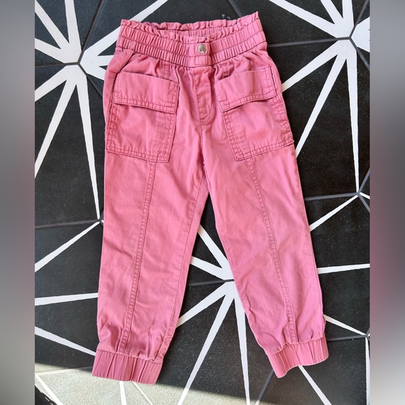 Old Navy pink pull on cargo pants. - Picture 1 of 3